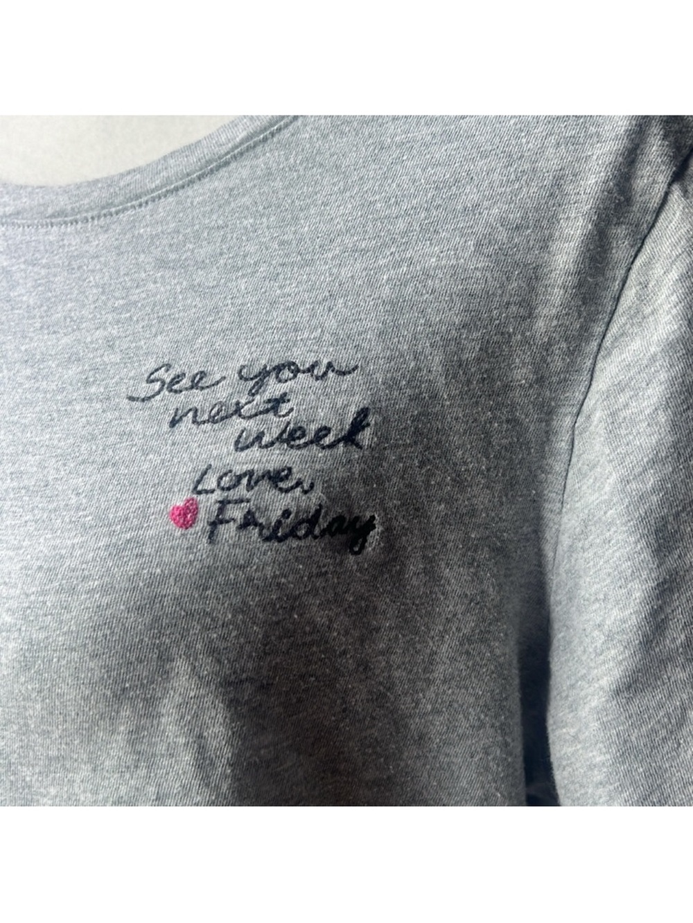 Old Navy T-Shirt - Picture 2 of 4